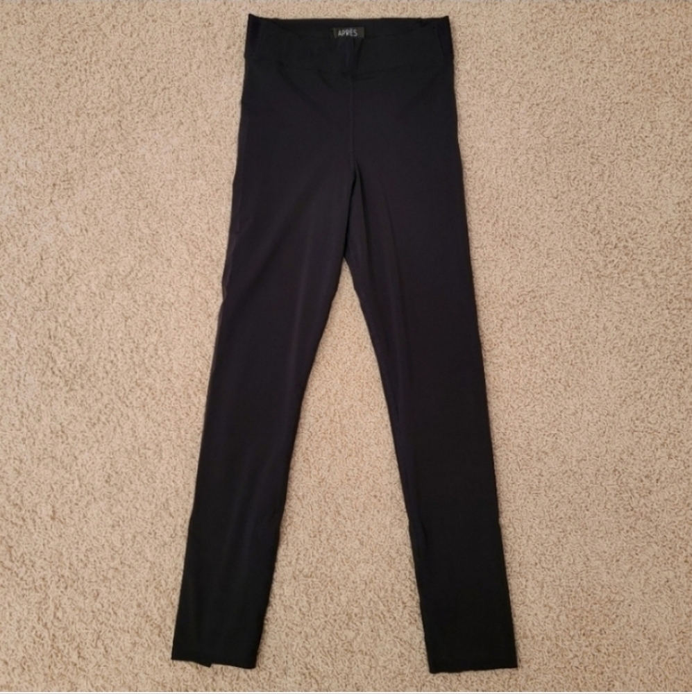 Apres Black Leggings with Rose Gold Zipper Detail Size XS